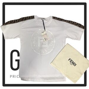 FENDI - Monogram Shoulder‎ Stripe T-shirt In White Tobacco